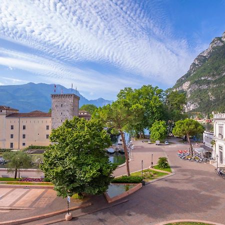 Residenza Rocca Del Lago 3 - Happy Rentals Riva del Garda Exterior foto