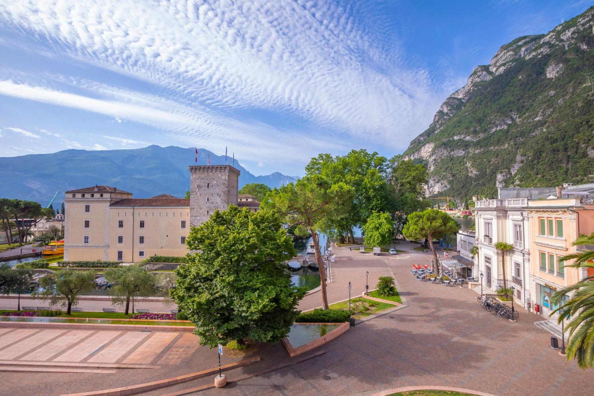 Residenza Rocca Del Lago 3 - Happy Rentals Riva del Garda Exterior foto